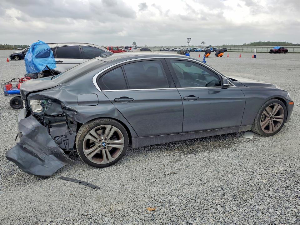 2014 Bmw 335 მანქანა იყიდება აუქციონზე, vin: WBA3A9C51EF478466, აუქციონის ნომერი: 45918756