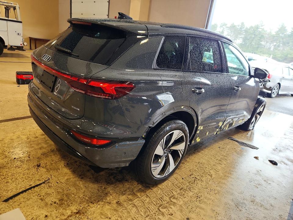 Продаж на аукціоні авто 2025 Audi Q6 E-tron, vin: WA124BGF7SA053708, номер лоту: 41793896