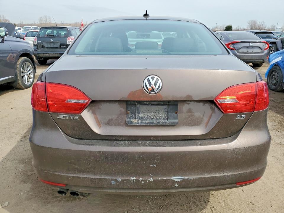 47497636 :رقم المزاد ، 3VWLX7AJ5BM045960 vin ، 2011 Volkswagen Jetta مزاد بيع