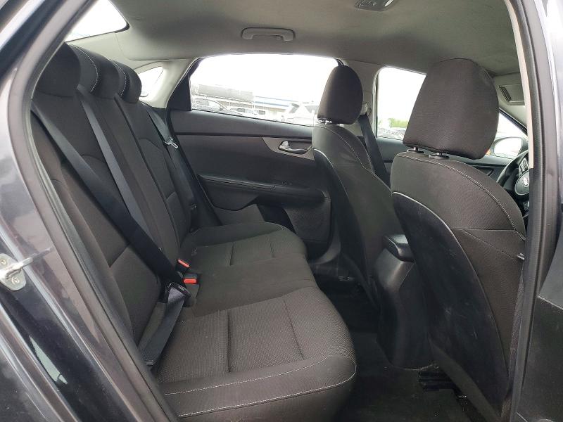 48334556 :رقم المزاد ، 3KPF24AD2ME284886 vin ، 2021 Kia Forte مزاد بيع