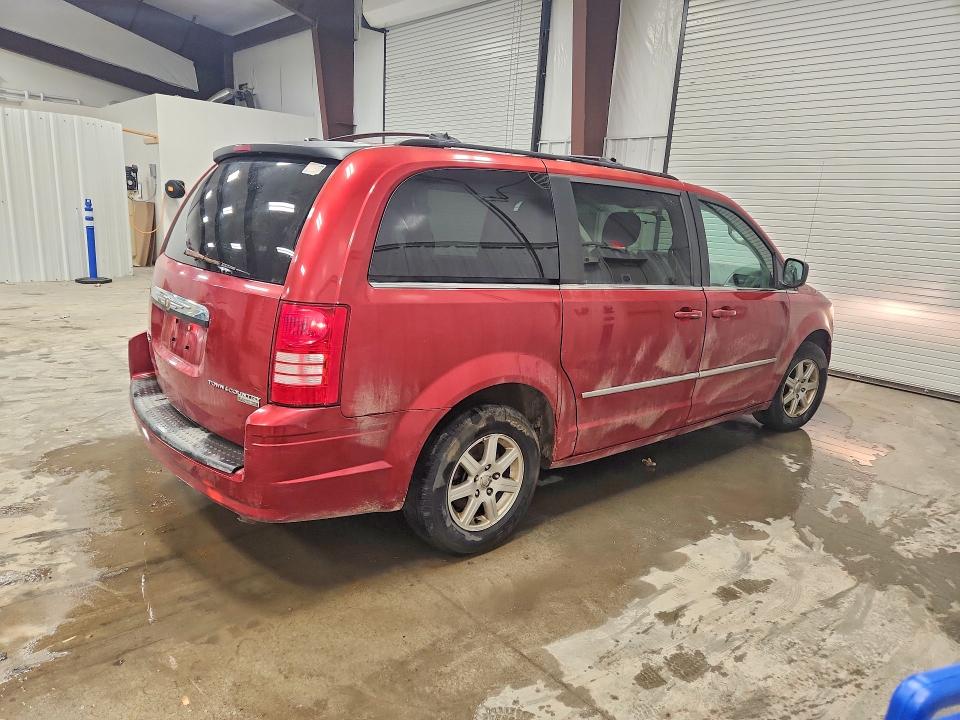 41649596 :رقم المزاد ، 2A4RR5D1XAR204240 vin ، 2010 Chrysler Town & Country مزاد بيع