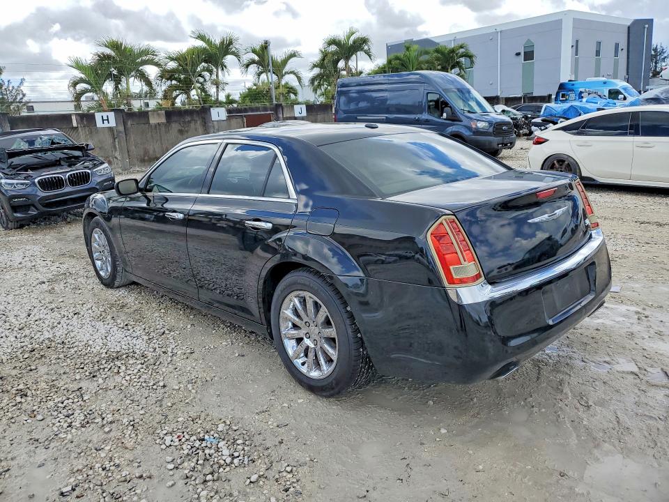 Продажа на аукционе авто 2013 Chrysler 300c, vin: 2C3CCAET5DH673921, номер лота: 79126085