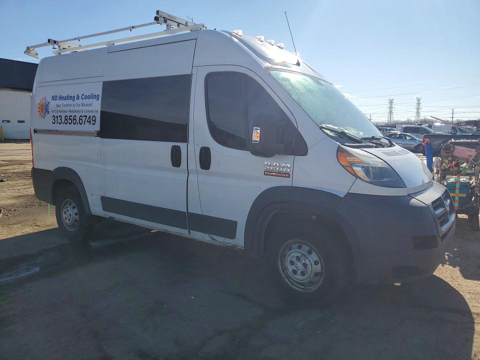 45490626 :رقم المزاد ، 3C6TRVCG6GE100296 vin ، 2016 Ram Promaster 2500 مزاد بيع