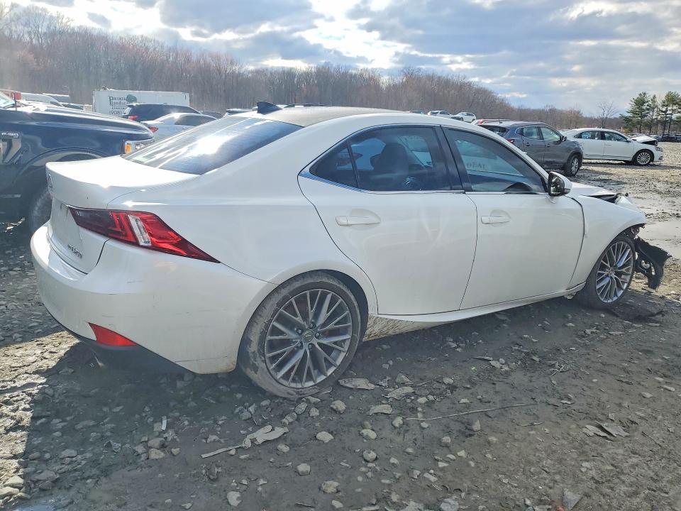 46160376 :رقم المزاد ، JTHCF1D21F5016814 vin ، 2015 Lexus Is 250 مزاد بيع