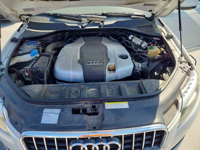 Продажа на аукционе авто 2015 Audi Q7, vin: WA1LMAFE0FD023591, номер лота: 46243836