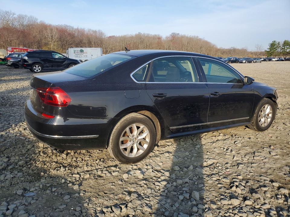 2017 Volkswagen Passat მანქანა იყიდება აუქციონზე, vin: 1VWAT7A3XHC063028, აუქციონის ნომერი: 47749726