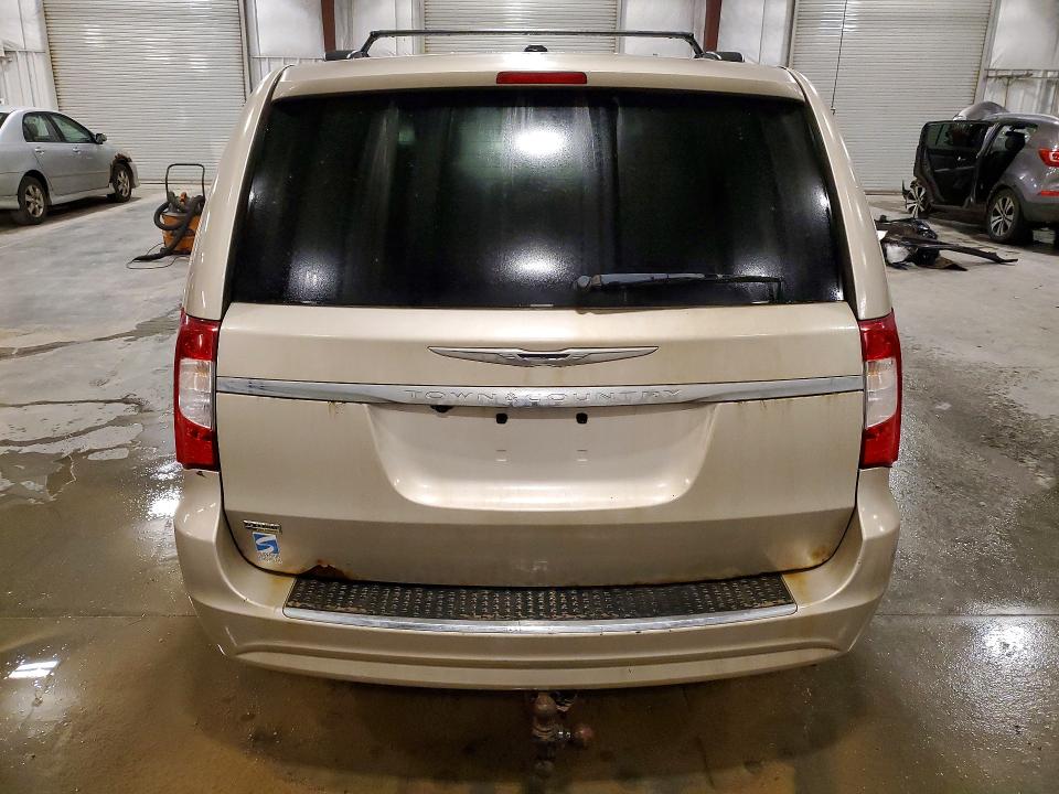 45925526 :رقم المزاد ، 2C4RC1BG9ER215677 vin ، 2014 Chrysler Town & Country مزاد بيع