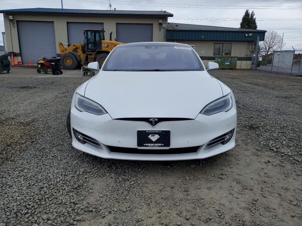 2016 Tesla Model S მანქანა იყიდება აუქციონზე, vin: 5YJSA1E29GF143885, აუქციონის ნომერი: 45873846