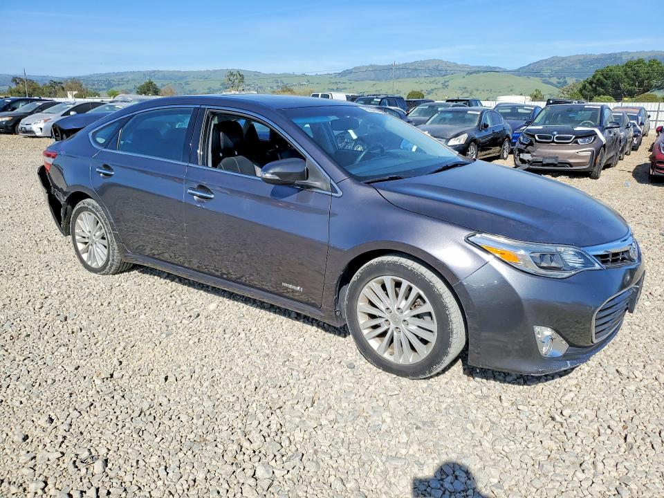 45820406 :رقم المزاد ، 4T1BD1EB1FU041389 vin ، 2015 Toyota Avalon Hybrid مزاد بيع