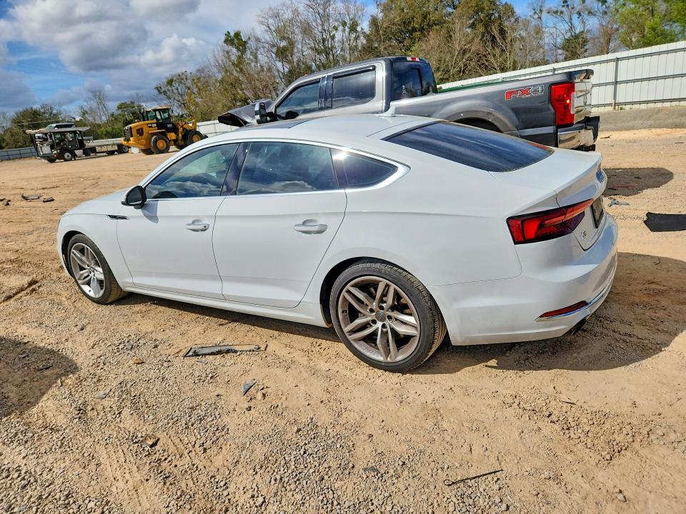 Продажа на аукционе авто 2019 Audi A5, vin: WAUANCF52KA024627, номер лота: 79775125