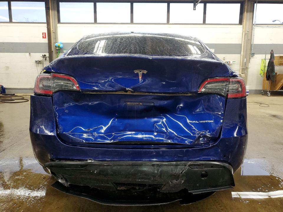 47951536 :رقم المزاد ، 7SAYGDEE3NF480668 vin ، 2022 Tesla Model Y مزاد بيع