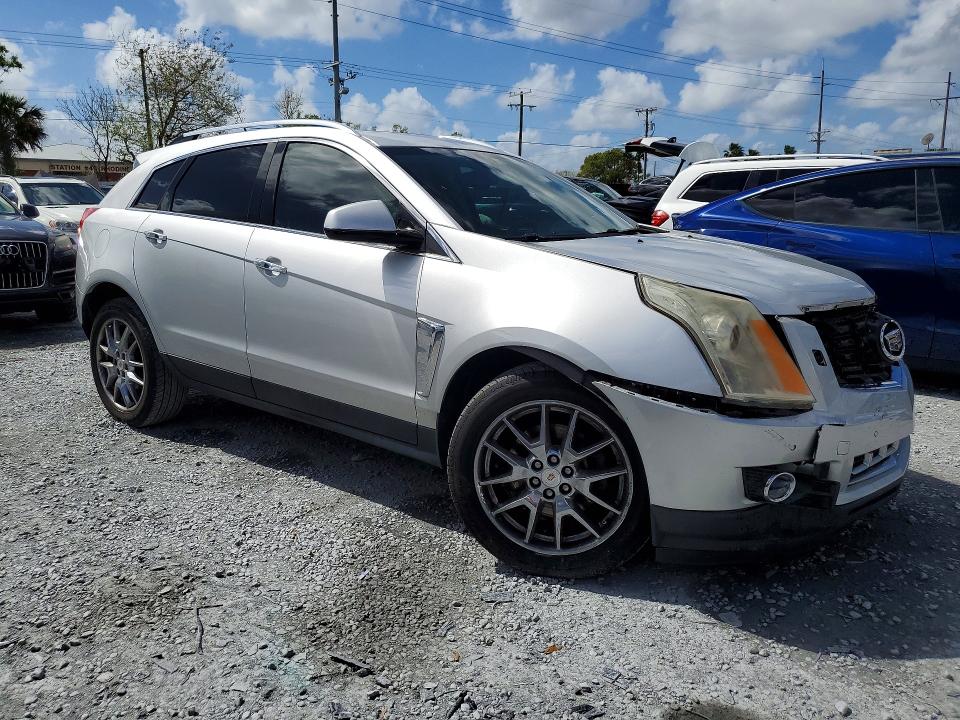 79260845 :رقم المزاد ، 3GYFNDE3XDS580873 vin ، 2013 Cadillac Srx مزاد بيع
