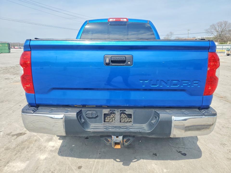 Продажа на аукционе авто 2018 Toyota Tundra, vin: 5TFUW5F19JX698775, номер лота: 46716406
