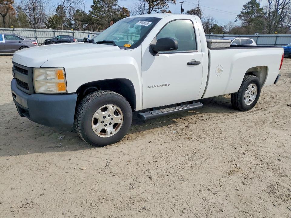 Продажа на аукционе авто 2010 Chevrolet Silverado, vin: 1GCPCPEXXAZ169475, номер лота: 45755316