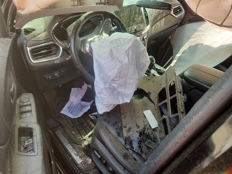 45590936 :رقم المزاد ، 2GNAXXEV3L6215677 vin ، 2020 Chevrolet Equinox مزاد بيع