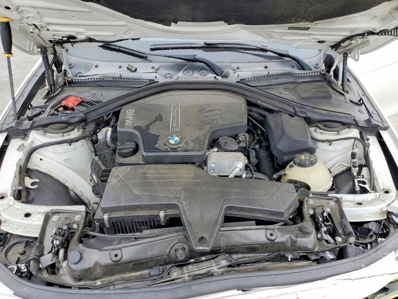 Продаж на аукціоні авто 2016 Bmw 320, vin: WBA8E1G50GNT38018, номер лоту: 46956906