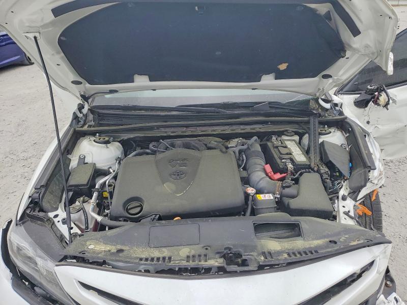 48125626 :رقم المزاد ، 4T1KZ1AK7MU058590 vin ، 2021 Toyota Camry مزاد بيع