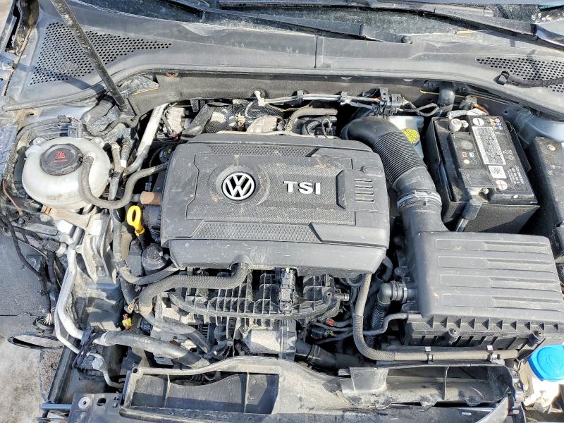 79832085 :رقم المزاد ، 3VWB17AU0JM288856 vin ، 2018 Volkswagen Golf مزاد بيع