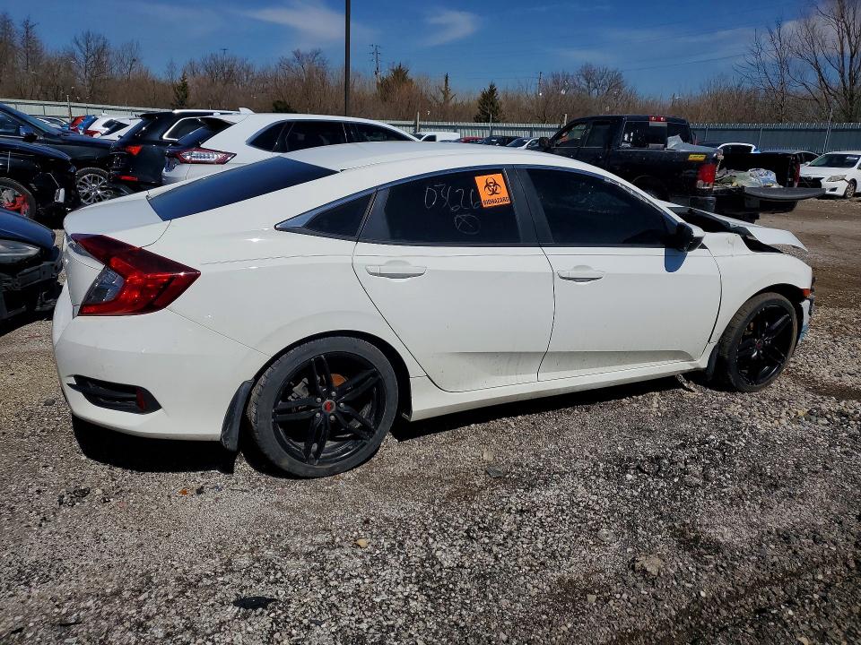 79371365 :رقم المزاد ، 19XFC2F5XJE036268 vin ، 2018 Honda Civic مزاد بيع