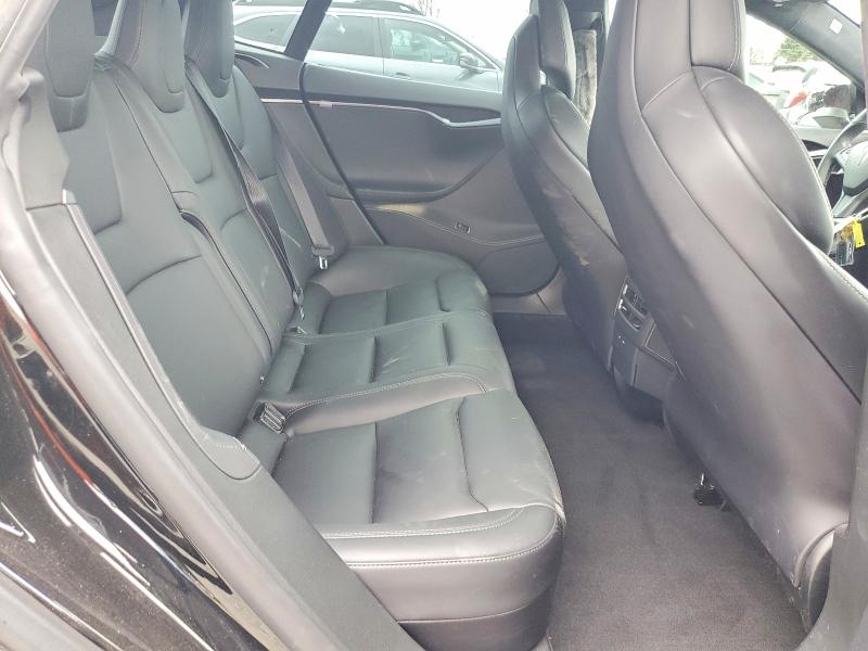 79712635 :رقم المزاد ، 5YJSA1E22KF332497 vin ، 2019 Tesla Model S مزاد بيع