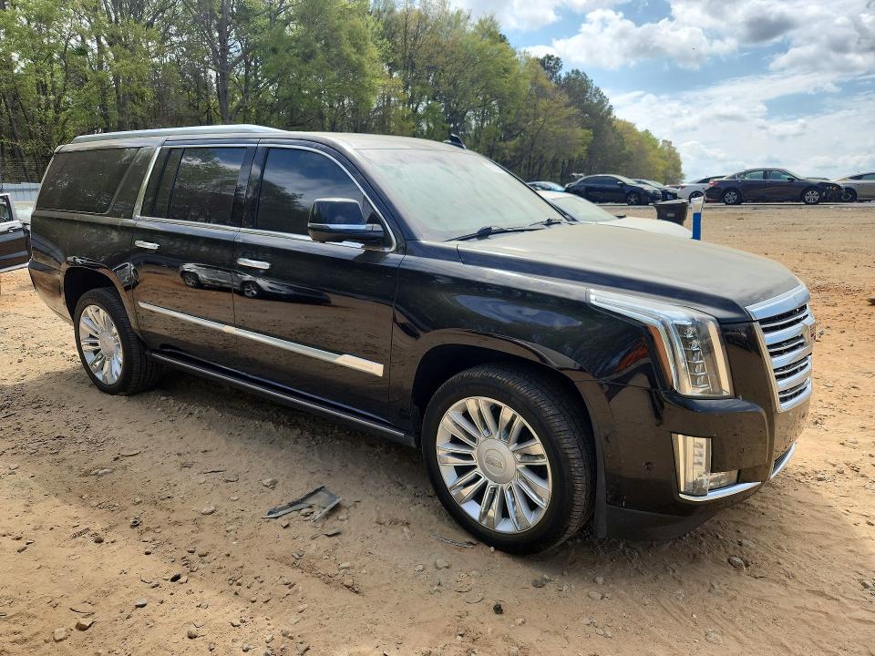 Продаж на аукціоні авто 2018 Cadillac Escalade, vin: 1GYS4KKJ5JR380281, номер лоту: 47833006