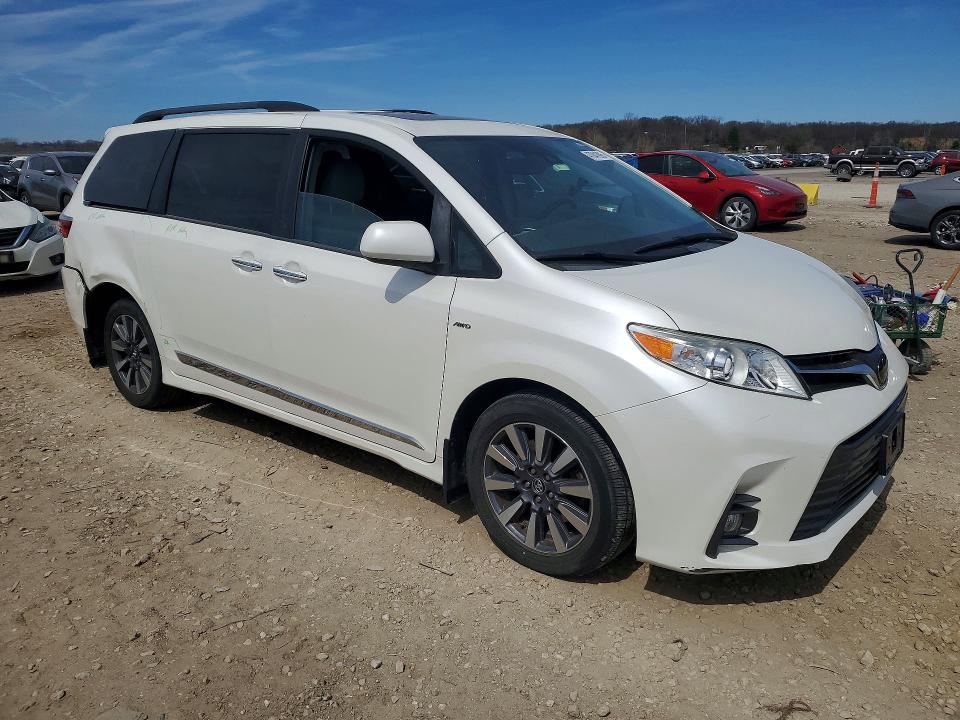Продажа на аукционе авто 2018 Toyota Sienna, vin: 5TDDZ3DCXJS193625, номер лота: 47041996