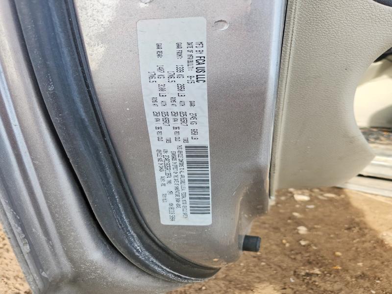 79527575 :رقم المزاد ، 2C4RC1BG5GR113974 vin ، 2016 Chrysler Town & Country مزاد بيع