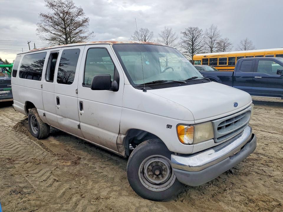 Продаж на аукціоні авто 2000 Ford Econoline, vin: 1FBSS31L7YHA98779, номер лоту: 45618026