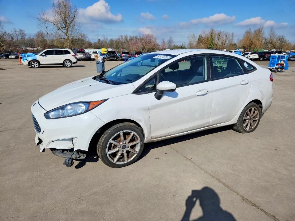 79577405 :رقم المزاد ، 3FADP4BJ7KM133094 vin ، 2019 Ford Fiesta مزاد بيع