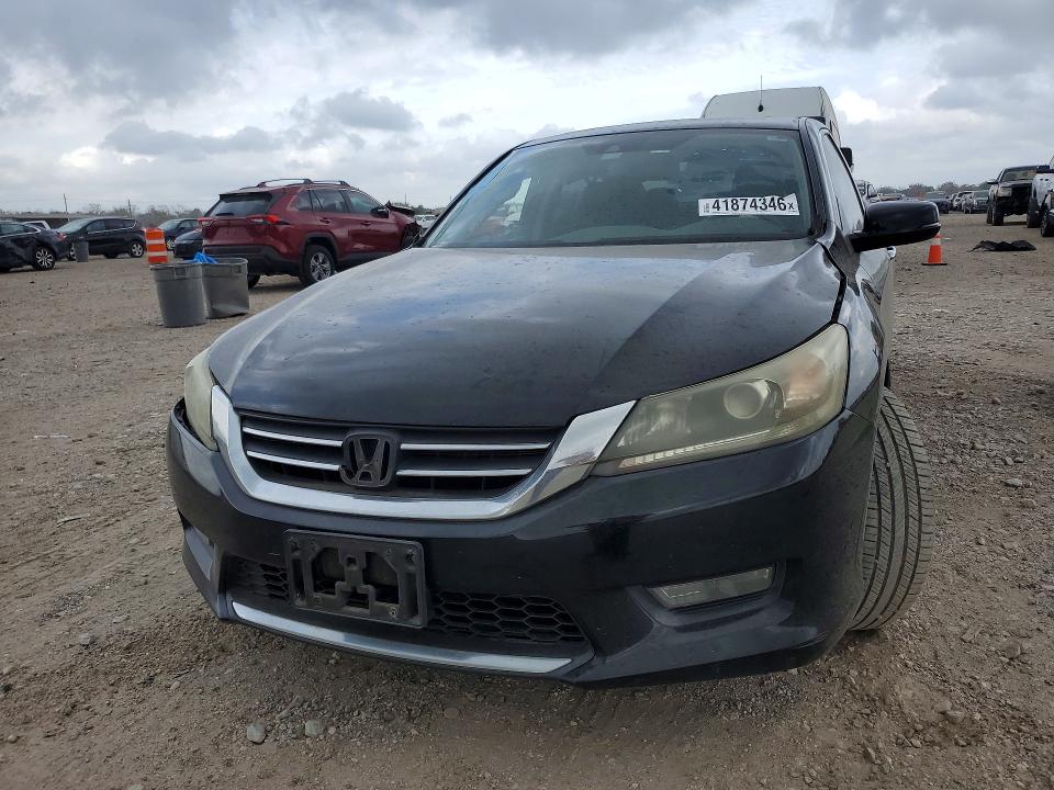 41874346 :رقم المزاد ، 1HGCR2F89FA077241 vin ، 2015 Honda Accord مزاد بيع