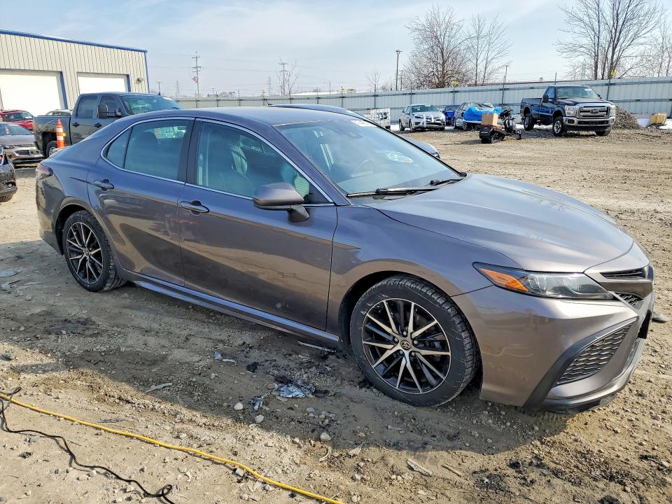 2021 Toyota Camry მანქანა იყიდება აუქციონზე, vin: 4T1G11AK0MU470038, აუქციონის ნომერი: 47448616