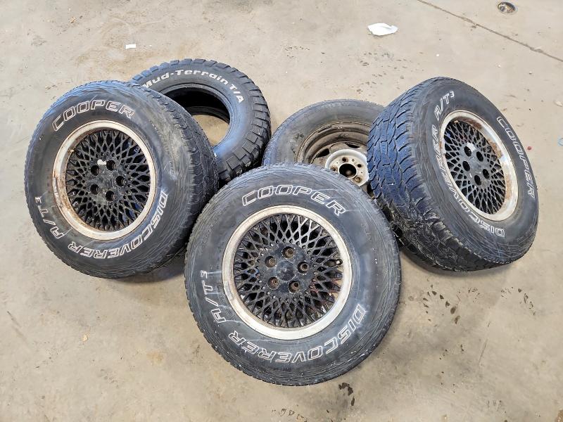 45490266 :رقم المزاد ، 2J4FY19P6NJ557512 vin ، 1992 Jeep Wrangler / Yj مزاد بيع