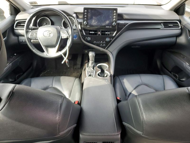 47260796 :رقم المزاد ، 4T1F31AK2MU020090 vin ، 2021 Toyota Camry Hybrid مزاد بيع