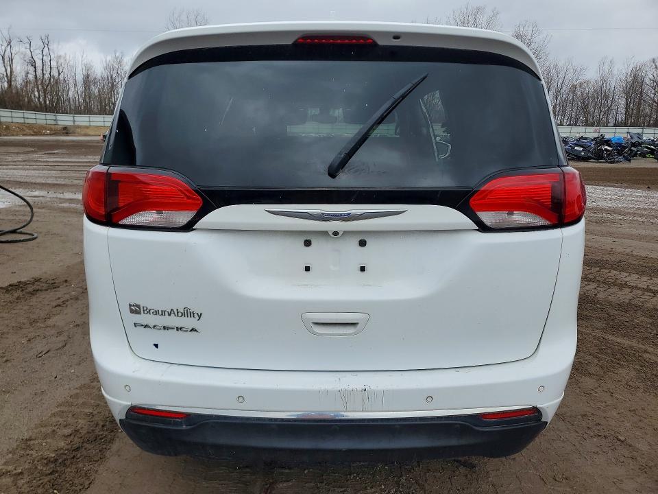 Продаж на аукціоні авто 2017 Chrysler Pacifica, vin: 2C4RC1BG5HR668344, номер лоту: 46119826