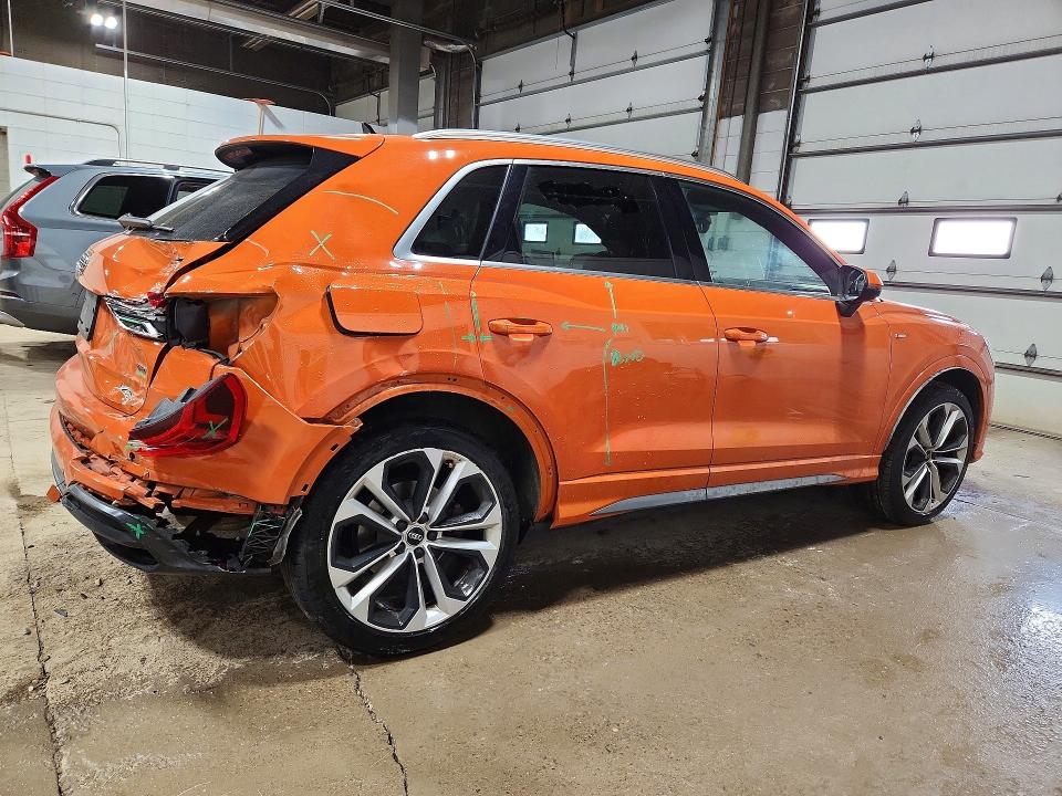 Продажа на аукционе авто 2020 Audi Q3, vin: WA1EECF33L1104145, номер лота: 79157575