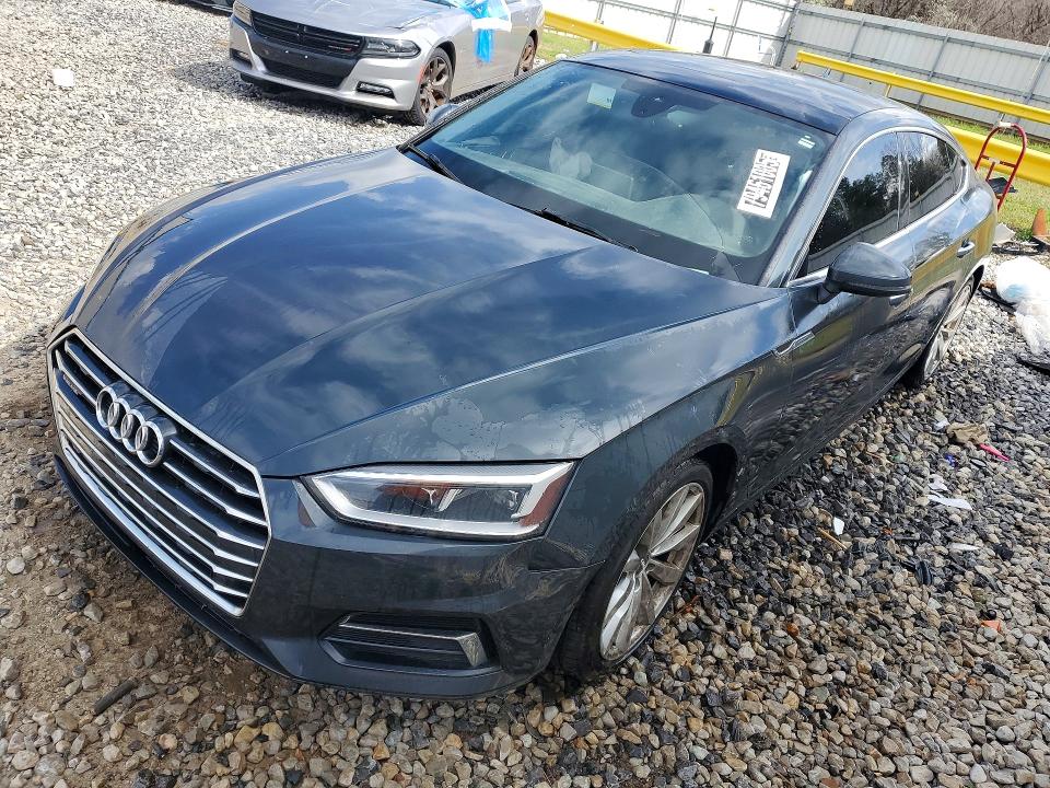 79461005 :رقم المزاد ، WAUBNCF54JA036068 vin ، 2018 Audi A5 مزاد بيع