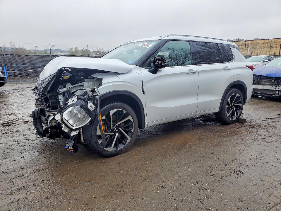 Продаж на аукціоні авто 2024 Mitsubishi Outlander, vin: JA4J4WA84RZ088814, номер лоту: 79960885