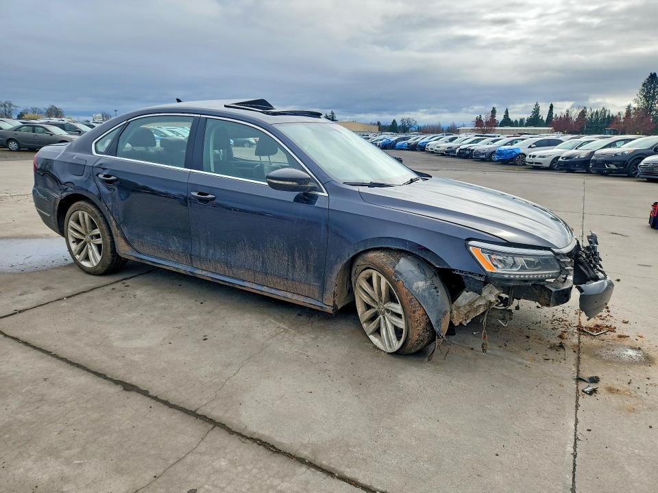Продаж на аукціоні авто 2018 Volkswagen Passat, vin: 1VWBA7A35JC010320, номер лоту: 45984006