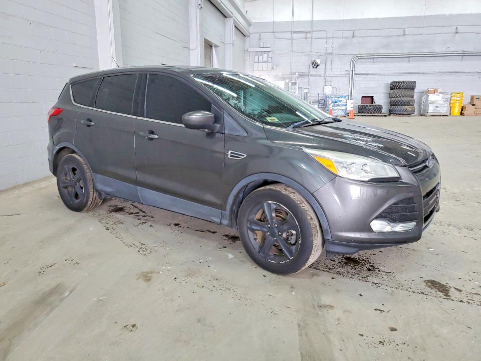 Продажа на аукционе авто 2016 Ford Escape, vin: 1FMCU0GX6GUB24325, номер лота: 45601796