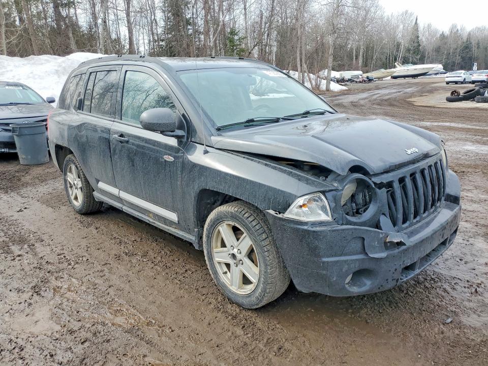 47087886 :رقم المزاد ، 1J4NF4FB1AD654921 vin ، 2010 Jeep Compass مزاد بيع