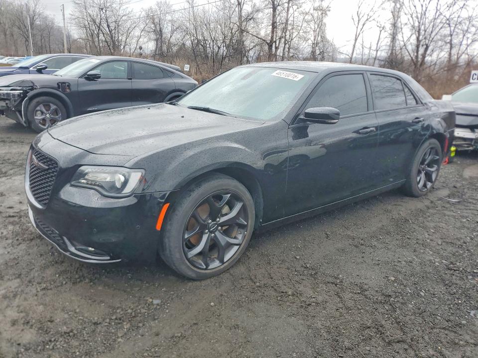 Auction sale of the 2023 Chrysler 300, vin: 2C3CCABG1PH599814, lot number: 46510016