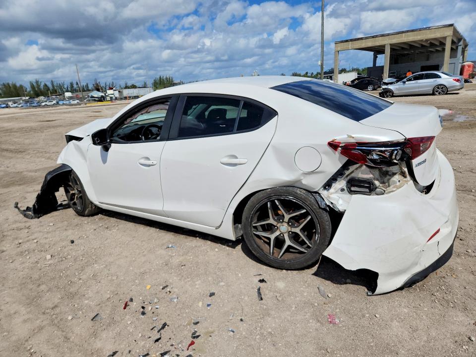 47109856 :رقم المزاد ، JM1BM1U7XE1161127 vin ، 2014 Mazda 3 مزاد بيع