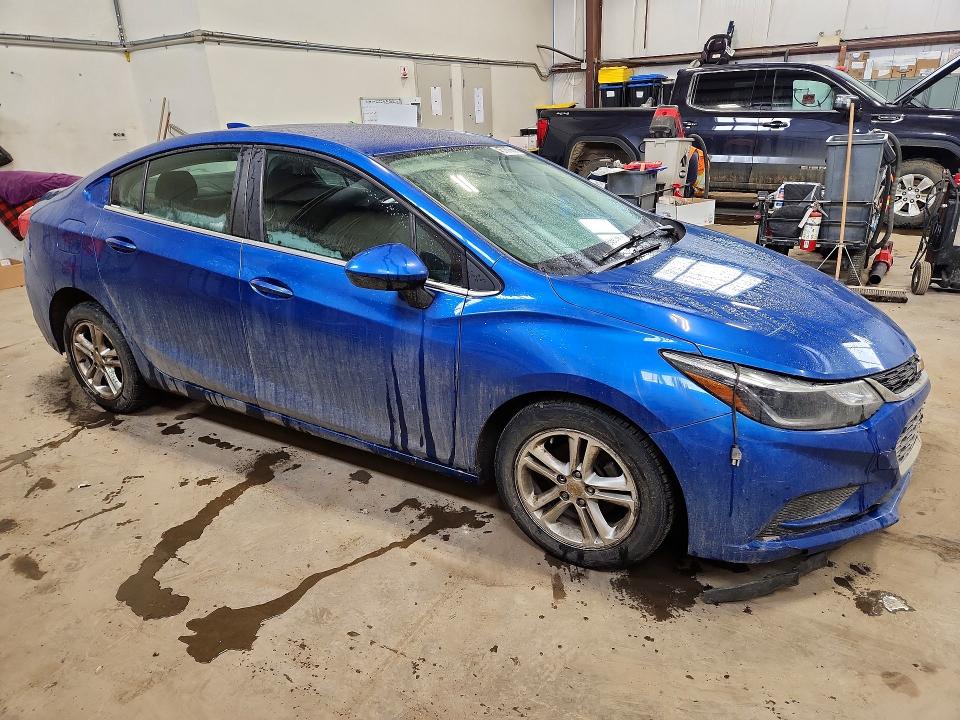 45787566 :رقم المزاد ، 3G1BD5SM2HS504766 vin ، 2017 Chevrolet Cruze مزاد بيع