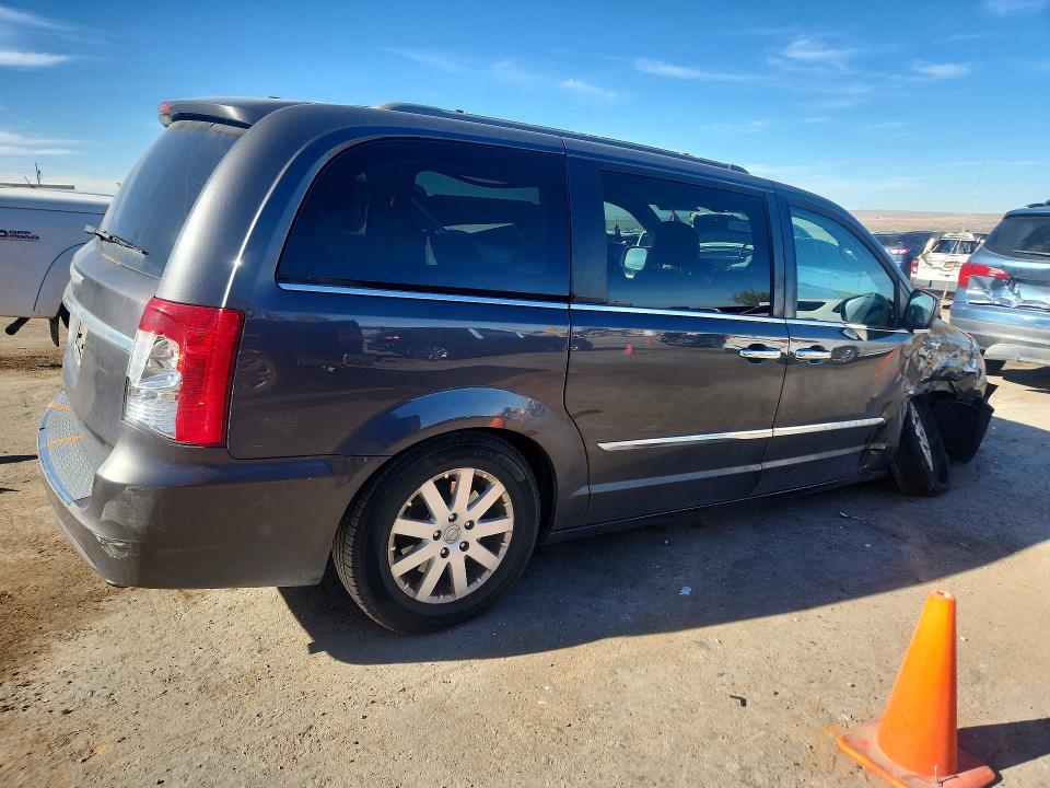 45889846 :رقم المزاد ، 2C4RC1BG5FR505822 vin ، 2015 Chrysler Town & Country مزاد بيع