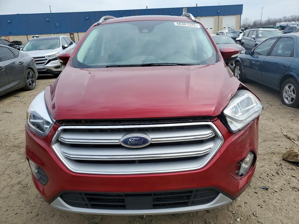 48301526 :رقم المزاد ، 1FMCU9J97KUA77071 vin ، 2019 Ford Escape مزاد بيع