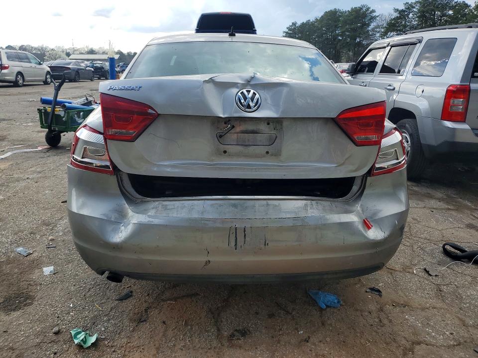 2013 Volkswagen Passat მანქანა იყიდება აუქციონზე, vin: 1VWAP7A33DC136531, აუქციონის ნომერი: 41586426