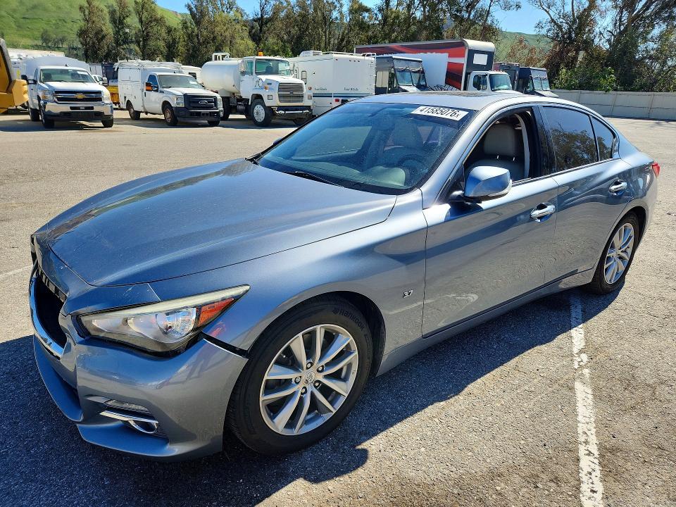41585076 :رقم المزاد ، JN1BV7AP3FM352301 vin ، 2015 Infiniti Q50 مزاد بيع