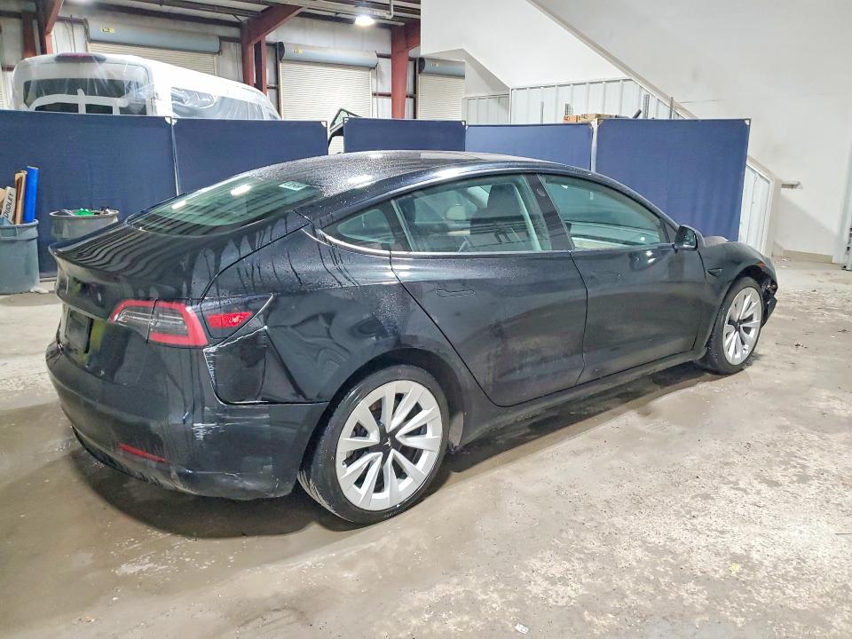 41944516 :رقم المزاد ، 5YJ3E1EA5NF288337 vin ، 2022 Tesla Model 3 مزاد بيع