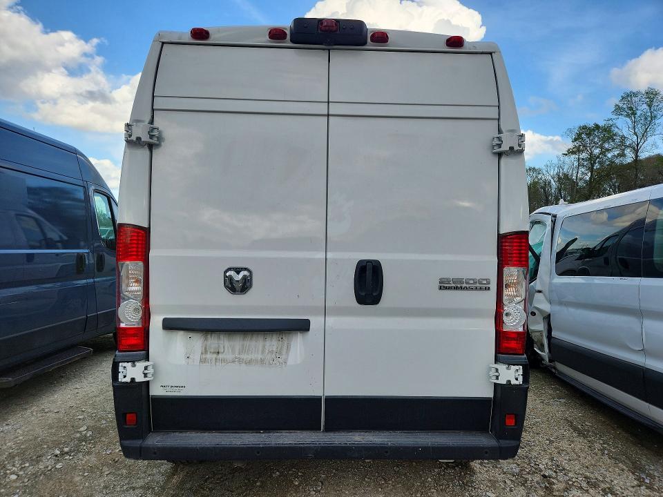 Продажа на аукционе авто 2025 Ram Promaster 2500, vin: 3C6LRVDG2SE552513, номер лота: 41636226