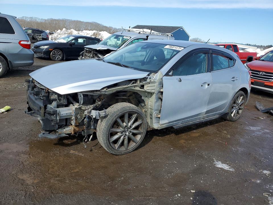 78681475 :رقم المزاد ، 3MZBN1L34JM180861 vin ، 2018 Mazda 3 مزاد بيع